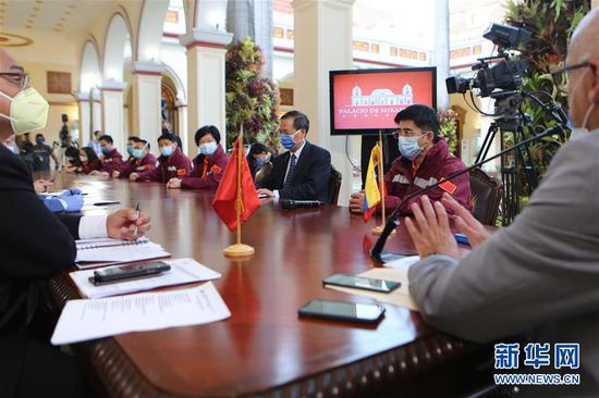 官媒评美国指责世卫组织：“甩锅”把戏该停手