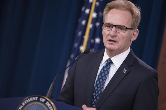 美媒：罗斯福号航母舰长被解除职务疑是特朗普