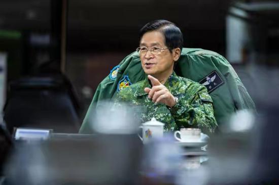 严德发
