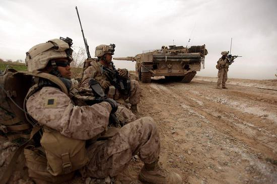 拜登政府已正式决定从阿富汗撤军。 谁在幕后？  |美国|伊拉克|阿富汗_新浪军事_Sina.com