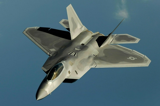 美国空军刚刚给了洛克希德109亿美元升级F-22猛禽战斗机 1 美国空军刚刚给了洛克希德109亿美元升级F-22猛禽战斗机