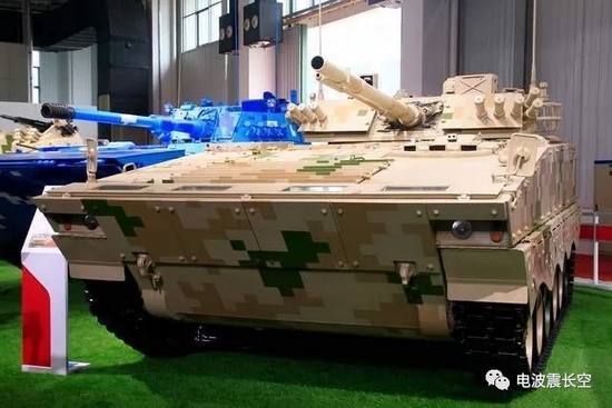 巴铁vt4坦克演习首次上演集群突击却暴露一窘况