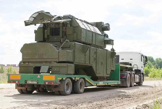 俄军道尔防空系统进行模块化改进可用重卡装载发射