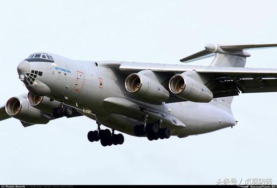 伊尔-476除了采用全新的设备,还增加了定向红外对抗自卫系统