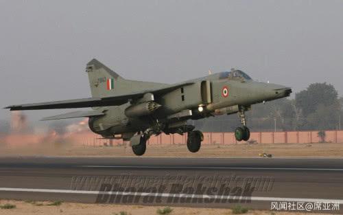 印巴空中力量对比:印度优势明显 巴铁急需增产