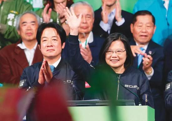 蔡英文刚胜选 美国就上门来收“保护费”了