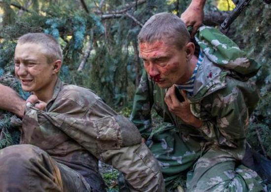 乌克兰官员内战爆发来东乌已释放3200名俘虏返乡