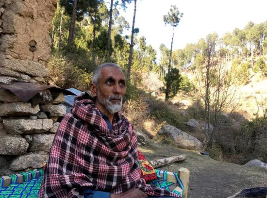 2019228գڰͻ˹̹صļְʹ壬ӡȾ÷ɻͶը