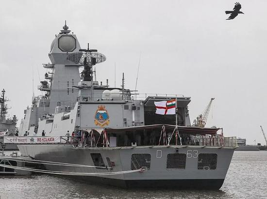 印度最强神盾舰和中国052D谁更强 印军只有一