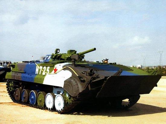 wz550式轮式装甲车图片