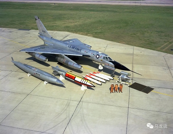 美国首款超音速轰炸机10年坠毁26架差点引爆5枚核弹