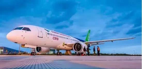 外媒评第6架C919大飞机首飞：将与空客波音三足鼎