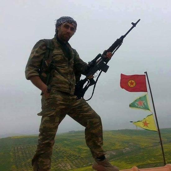 叙利亚狙击手一支步枪守城狙杀超200名is武装成员