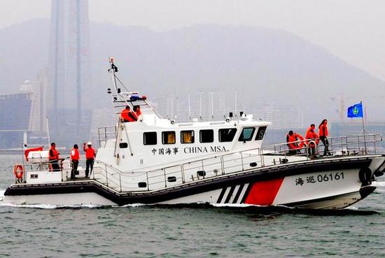 中国新型国产"海上不倒翁"翻船也不怕 几秒钟内就能自动扶正