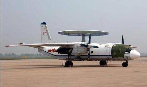 我们以苏制安-24飞机(运-7)为模型进行计算:安-24飞机空中为13400千克