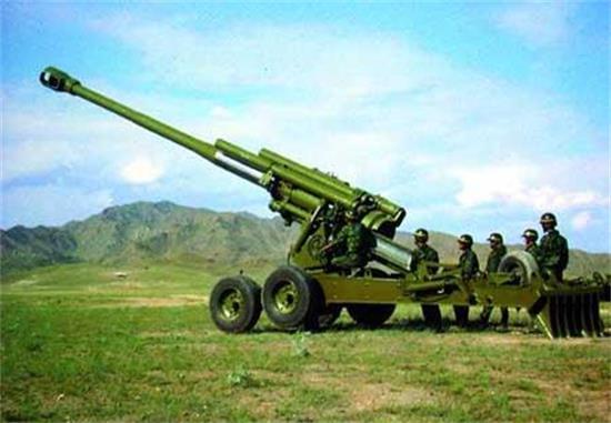 203毫米加农炮依然为主要陆军大国的主要炮兵装备之一,只有中国陆军没