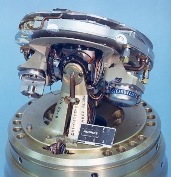 aim-120导弹的导引头,其工作模式是现代主动空空导弹的代表