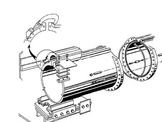 蒸汽弹射器是航空母舰上的飞机起飞装置,用于舰载机蒸汽弹射起飞,使用