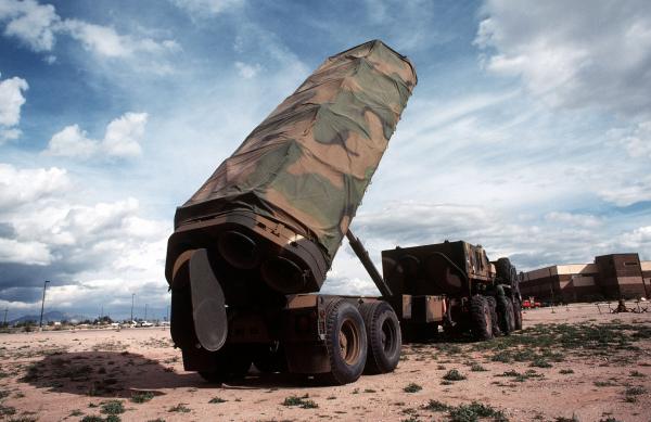 美参议员建议美国可向盟友提供中程导弹技术