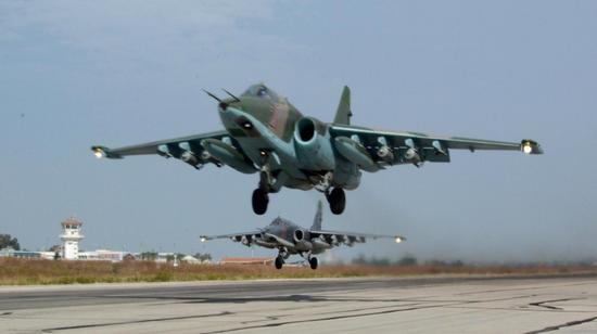 这就是为何a-10和苏-25这两种攻击机虽然已经问世超过40年但