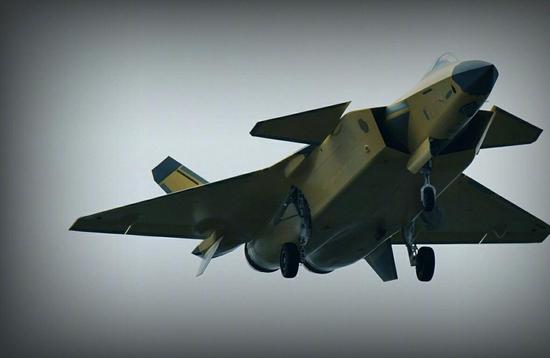 首批歼20a将装备超70架 最新批次战机或将定型