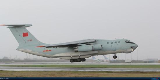 正如唐总师说的"想用就有",其实是对我军缺少战略运输机时代的回忆.