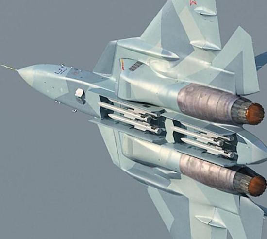 俄苏57投放弹仓内对地武器 我歼20对地精确打击更强|巡航导弹|战斗机