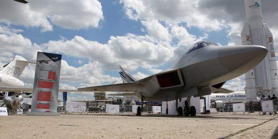 土耳其在巴黎航展上展出的TF-X战斗机