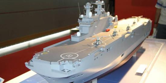 俄准备建船坞登陆舰 排水量2.5万吨载20架直升机