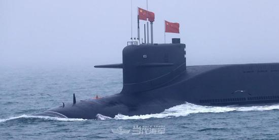 新型核潜艇“长征10号”