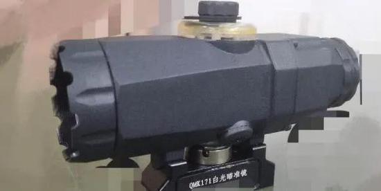 QMK171瞄准镜图片