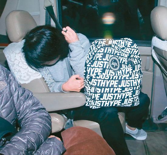 香港上市公司老板遭台方审讯 台当局借势让选情