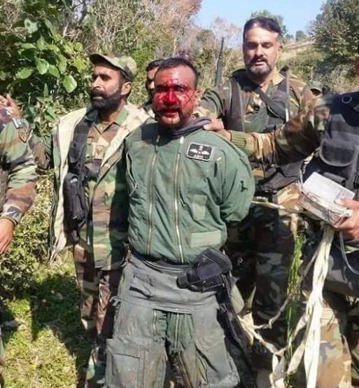 巴基斯坦或用钓鱼战术击落印度战机 空战画面