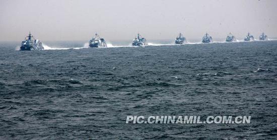 2009年的中国海军，可以算是“空潜快”力量的巅峰时刻
