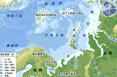 北约军舰硬闯俄北极军港示威 无奈全身结冰只能