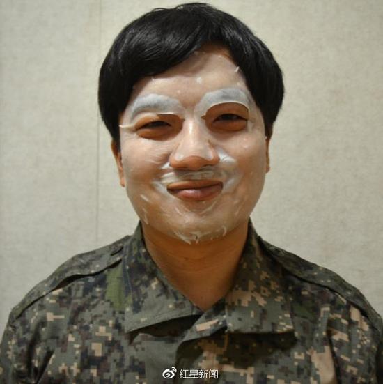 韩国军营掀起化妆热 男兵日常护肤多达10个步骤(图)