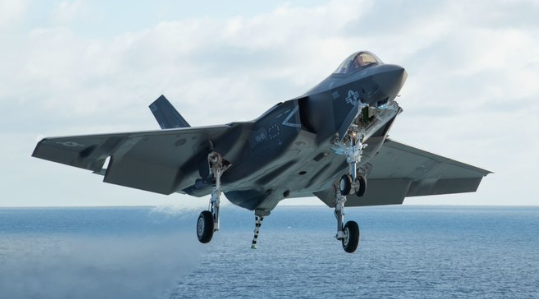 美军驻太平洋航母数量归零 还遭辽宁舰编队行动