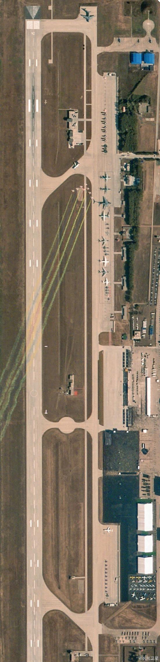 整个机场全在卫星拍摄范围之内