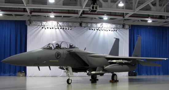 波音专门为新加坡制造的F-15SG