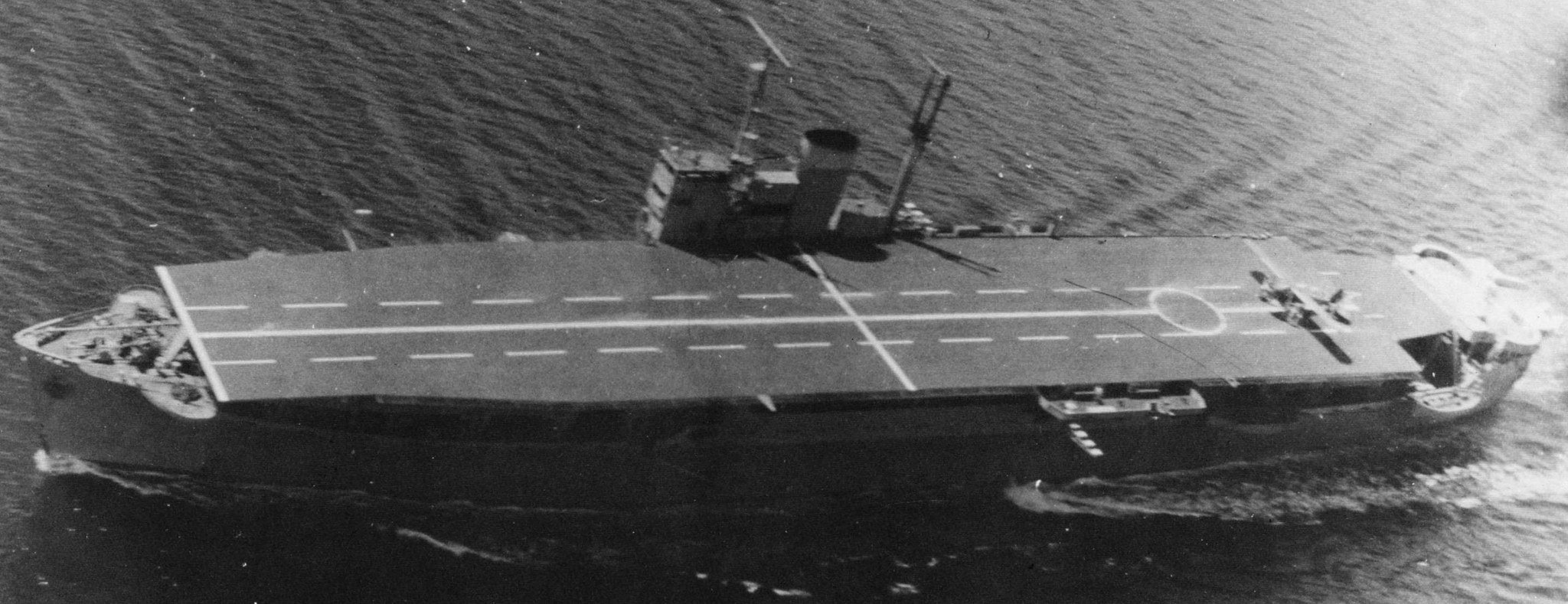 资料图：二战日本陆军两栖舰艇“秋津丸”号
