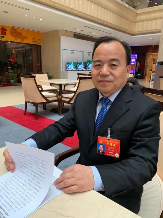 全国人大代表、中国航天科技集团有限公司第六研究院院长刘志让。