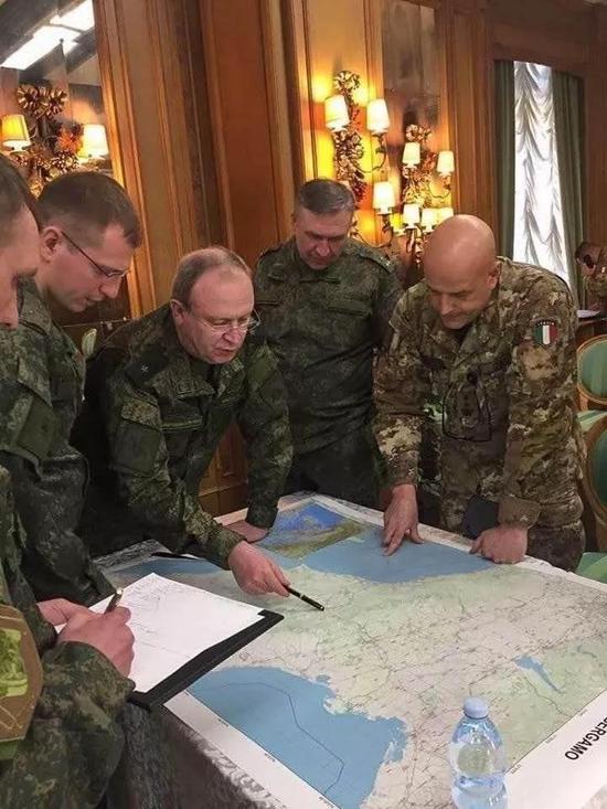 上百名水兵感染后 这位美航母舰长为何公开建议