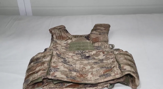 新型单兵战术背心配发高原部队 满足战备需求(图)|新疆军区|战术背心