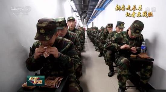 ��խ�Ĺ������䵱һ����ս��ֵ������սʿ�Ĳ���