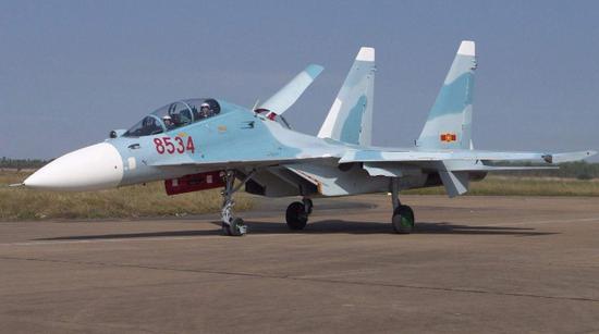 日韩今年将同时装备F35战机 中国还需提高歼2