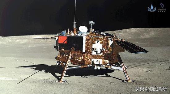 嫦娥四号降落月球背面