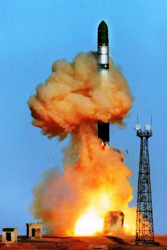 图片：R-36M发射