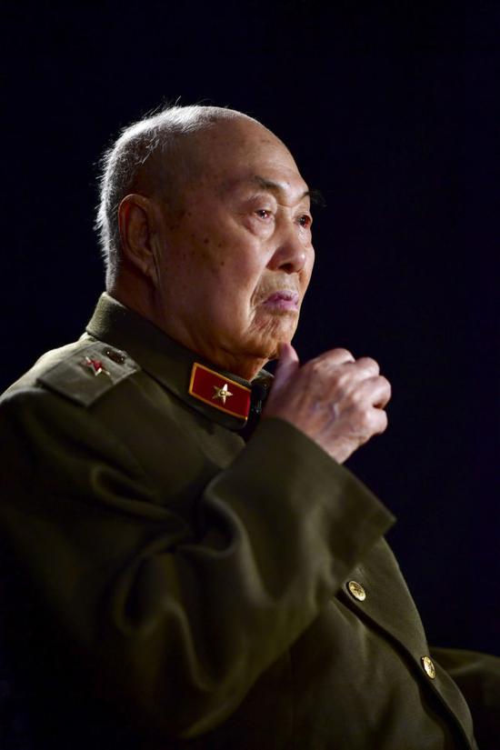 "七一勋章"获得者王占山 曾带战友坚守阵地4天4夜