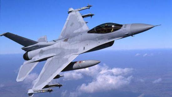 台军天价采购F16V或为向美示好 台媒指其