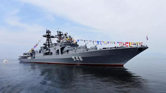 潘捷列耶夫海军上将"号大型反潜舰